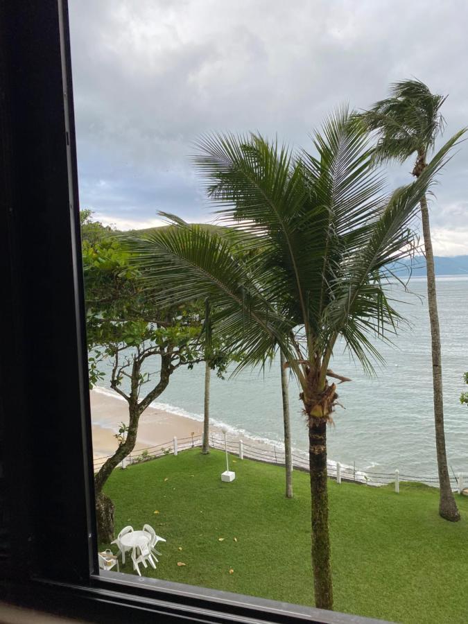 Apartamento Pe Na Areia Caraguatatuba Exteriör bild
