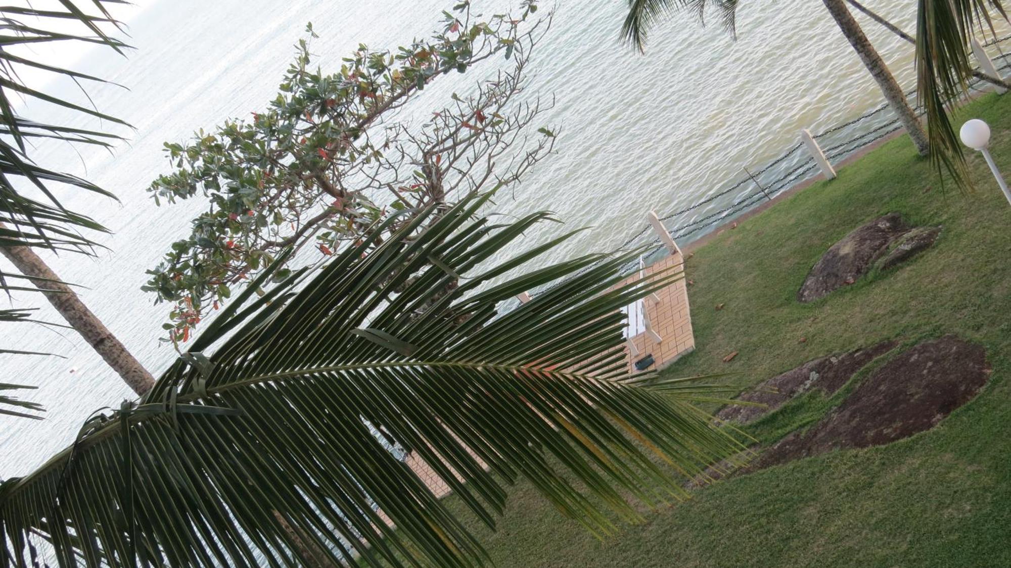 Apartamento Pe Na Areia Caraguatatuba Exteriör bild